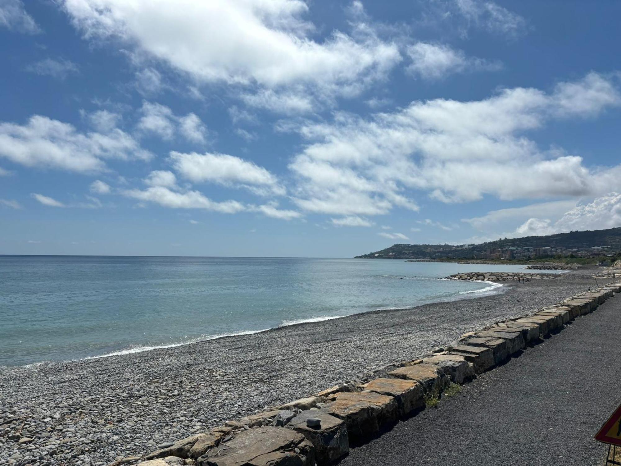 Appartamento Angela Riva Ligure Exterior foto